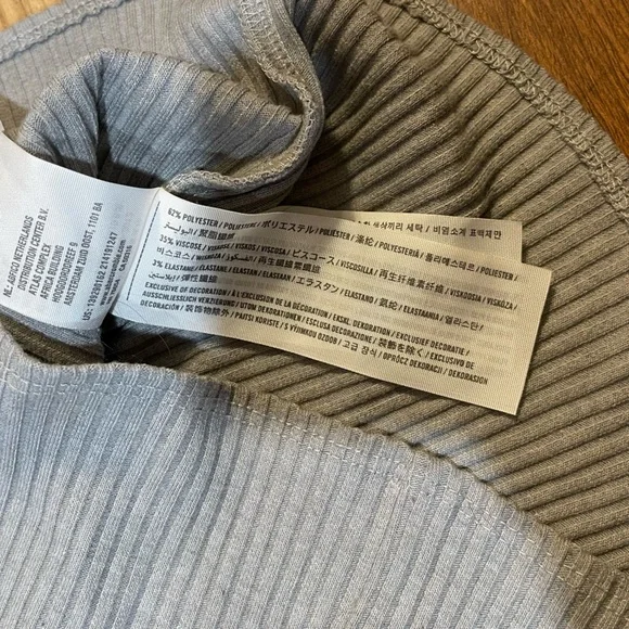 Ribbed Off The Shoulder Long Sleeve Top - Picture 5 of 7